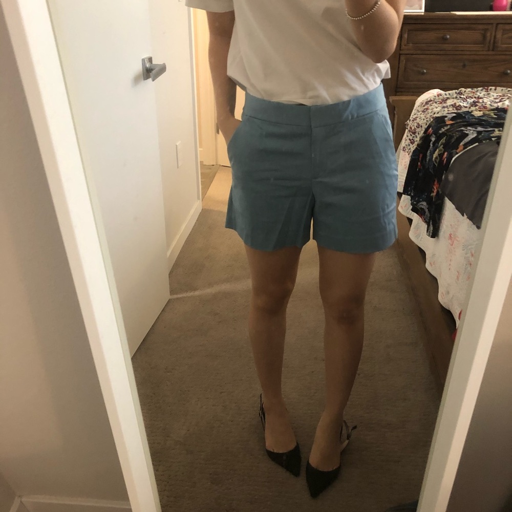 *BNWT* Theory blue shorts *CUTE!*